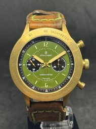 二手中古 STEINHART 史汀克 蝦仔 Marine Chronograph Edizione BRONZO 限量版 限量55本 銅錶 透底 皮帶 ETA 7753機芯 藍寶石玻璃 狀態: 非常好, Fullset(2條帶/盒甩皮), 不合完美主義者 價錢: $7380 歡迎 買賣 / 換錶 / 寄賣 查詢 📩