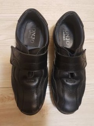 BONJO品牌黑色紳士皮鞋，時尚舒適，經久耐穿，8~9成新見圖26號唯此一雙