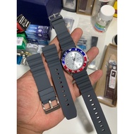 Thick, soft rubber watch Strap, diver watch model