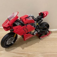 樂高LEGO 42107 Ducati Panigale V4 R