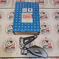 56JL3X1Y ROUSER NS160 EIII EIV NS200 FI EIII EIV HOLDER STEP LEFT SLATE GREY