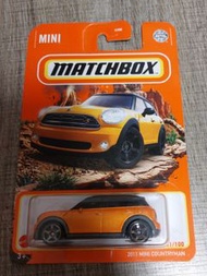 【BMW mini cooper】[另有藍色版本可供選擇]全新火柴盒橙色寶馬"mini cooper"合金模型玩具車 matchbox orange color 2011 bmw mini coope