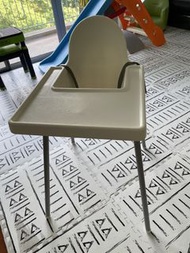 兒童餐椅