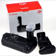 Canon BG-E9 Battery Grip for EOS 60D Digital Camera
