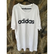 ADIDAS t-shirt
