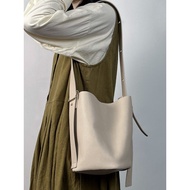 Large Capacity togo Cowhide Genuine Leather Bucket Bag Crossbody 2024 New Style High-End Texture Laz