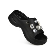 SHU GUMMIES 2.5" GIANT HEARTS รองเท้าแตะ