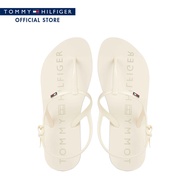 [Online Exclusive] Tommy Hilfiger รองเท้าแตะผู้หญิง รุ่น FW0FW07975 AEF - สีเบจ