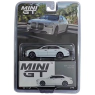 Mini GT 819 BMW I7 xDRIVE60 MINERAL WHITE BLISTER