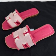 HERMES愛馬仕 Oran 帆布 一字拖鞋 流蘇粉色拖鞋 36碼
