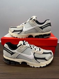 Nike Air Zoom Vomero 5 白黑