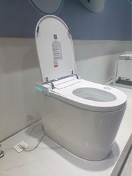 全新智能馬桶 smart toilet