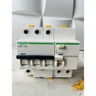 ELCB SCHNEIDER iC65N 32A