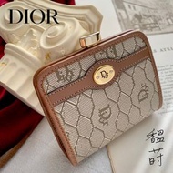 中古美品 - 迪奧 Christian Dior Vintage 蜂巢格紋 Dior logo 祖母扣零錢包/ 古董零錢包/法國製金口包小錢包-馧莳Serré