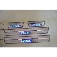 ホンダ VEZEL ベゼル LED スカッフ