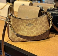 กระเป๋าถือ กระเป๋าสะพาย  COACH Outlet Teri 24