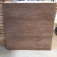 GRANIT 60x60 motif kayu (mate/doff/kasar)/ granit motif kayu/ granit