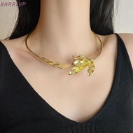 BARR1YP Maple Leaf Choker Necklace, Irregular 3D Open Collar Necklace, Jewelry Accessories Gold and 