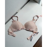 1cm push-up bra, very nice shape, size 34B/B75