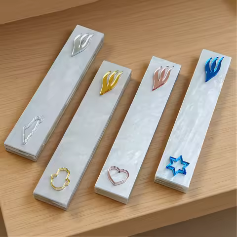 White Pearl Outline Mezuzah Gloss Pearl Border Metal Judaica Door Cover Jewish Religious Entry Decor