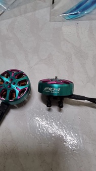 FPV 穿越機3隻摩打rcinpower 2104