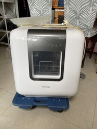 TOSHIBA 獨立式免安裝座枱洗碗碟機