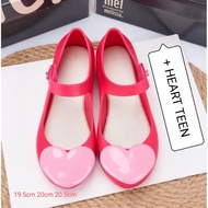 TEEN Ultragirl + Heart (19.5-20.5cm)