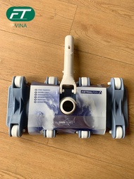 Bàn hút vệ sinh hồ bơi có 8 bánh xe hiệu Astral