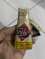 rokok klobot gudang garam.