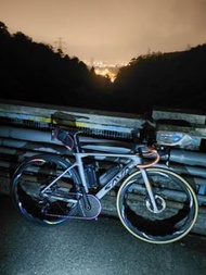 碳纖維公路車
