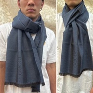 全新 Gucci 古馳 藍色 深藍色 圍巾 經典 Logo 義大利製 純羊毛 男用 保證真品 正品 斜織紋 柔軟 特價