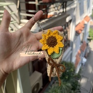 Handmade Wool Sunflower Bouquet Keychain, Birthday Gift, Ceremony Gift with Graduation Friend, Birth