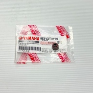 YAMAHA ORIGINAL Y16 VALVE SEAL STEM (B63-E2119-00)