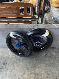 Velg Supermoto CRF 250/300 Ban Pirelli Baru Wheelset Sumo CRF 150 L Ring 17 Ban Pirelli