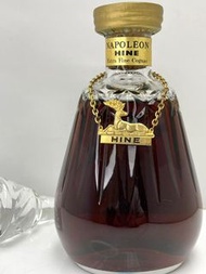 Hine Cognac Napoleon Extra Fine 700ml 舊裝御鹿拿破崙級 Extra 干邑. 水晶樽