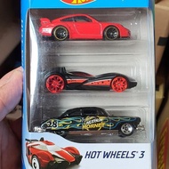 Hotwheels Gift Pack 3's Hudson Hornet & Porsche Red