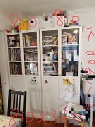 白色玻璃門書櫃連儲物櫃
