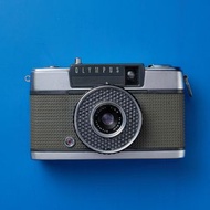 olympus pen ee  Point & Shoot  半格 菲林相機  D002