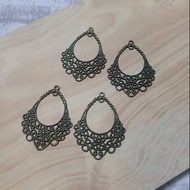 Bronze earring plate