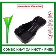 Oil change tray, 2.5 liter motorbike waste oil tray and good quality oil change funnel (random color