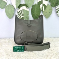 HERMES Evelyne 33 灰綠色 C6 T Stamp 單肩斜肩包