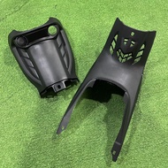LC135 V1 YAMAHA LC V1 BLACK INNER COVER TANK COVER INNER KUNCI INNER 1S7
