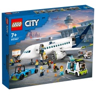 60367 : LEGO City Passenger Airplane