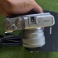Kamera Mirrorless Fujifilm XA5 / XA 5 / X-A5 Kit Second Bukan Xa3 Xa7