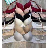 Thin foam bra gathers extra breasts