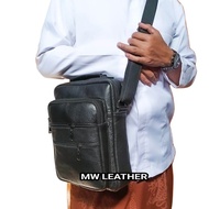 Tas kitab selempang kulit sapi muat kitab besar