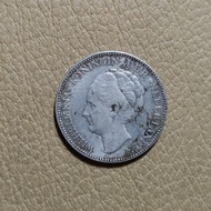 Coin perak Wilhelmina 1 Gulden tahun 1929. Berat 9.97 gram. Harga 110.