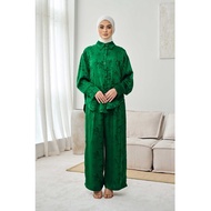 SHE DAZZLE Liliana Set In Forest Green