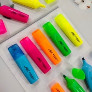 Elfen Highlighter Pen Shineny Line Size 2-5 Mm. (1 Handle)
