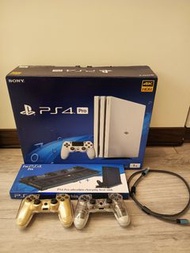 PS4 PRO白7117型。1TB白色很缺貨